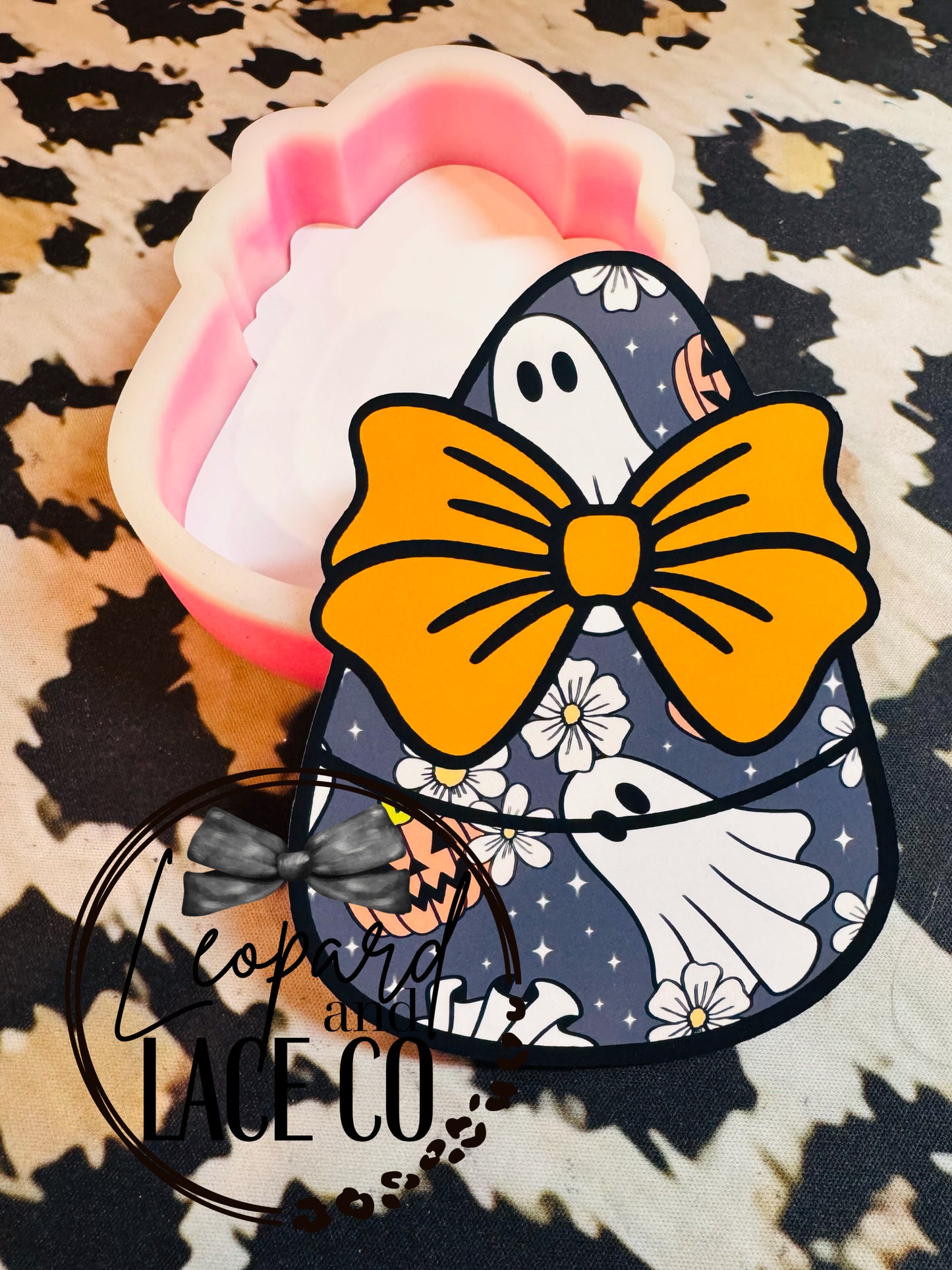 Sunshine Scent Co Candy Corn with Bow Cardstock